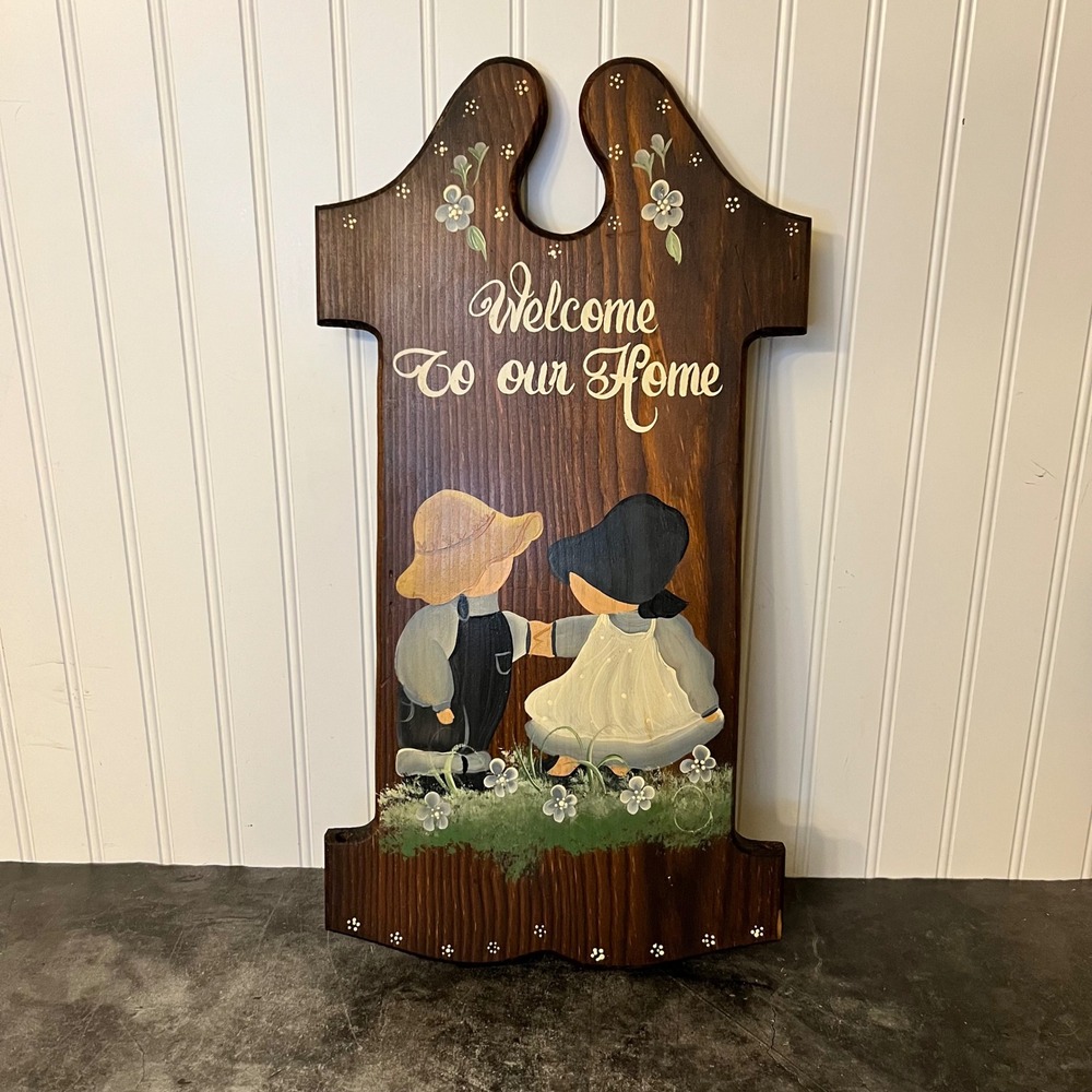 Vintage Wooden Hand-Painted Folk Art Welcome Wall Plaque | Cottage